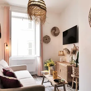 Tropez - Old Village - Modern & Cosy Saint-Tropez